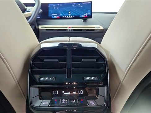 Used 2024 BMW iX xDrive50 w/ Premium Package image 52