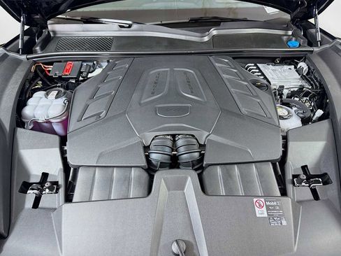 New 2025 Porsche Cayenne Turbo image 36