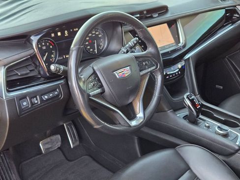 Used 2021 Cadillac XT6 Sport w/ LPO, ONYX Package image 10