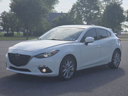 Used 2014 MAZDA MAZDA3 s Grand Touring w/ Technology Package FWD image 4