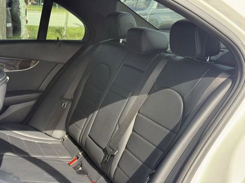 Used 2020 Mercedes-Benz C 300 Sedan image 28