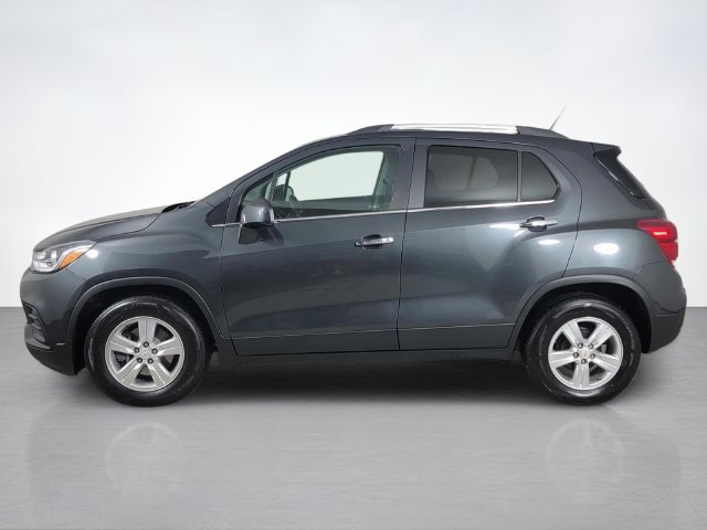Used 2017 Chevrolet Trax LT w/ LT Convenience Package FWD image 6