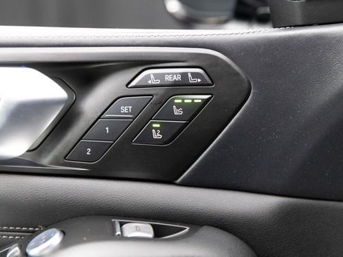 Used 2024 BMW X7 M60i w/ Executive Package image 48