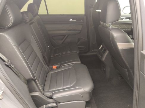 Used 2021 Volkswagen Atlas Cross Sport SEL Premium w/ Cross Sport MDO Package image 19