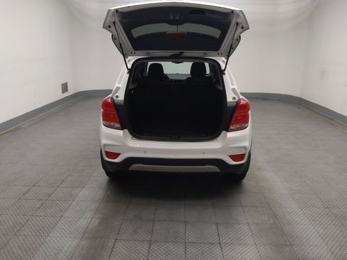 Used 2021 Chevrolet Trax LT w/ Driver Confidence Package FWD image 29