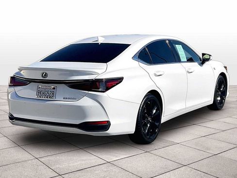 Used 2024 Lexus ES 300h F Sport FWD image 15
