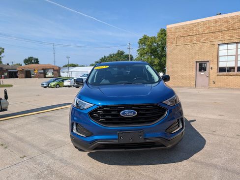 Used 2023 Ford Edge SEL w/ Sport Appearance Package AWD/4WD image 3