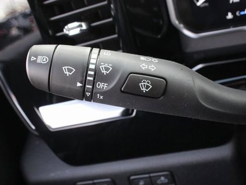 New 2026 GMC Sierra 2500 SLT w/ SLT Premium Package image 33