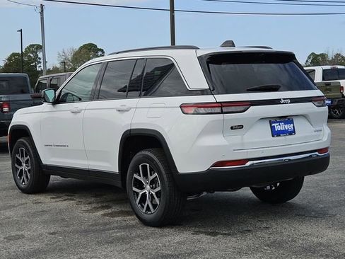 New 2025 Jeep Grand Cherokee Limited w/ Luxury Tech Group II image 7