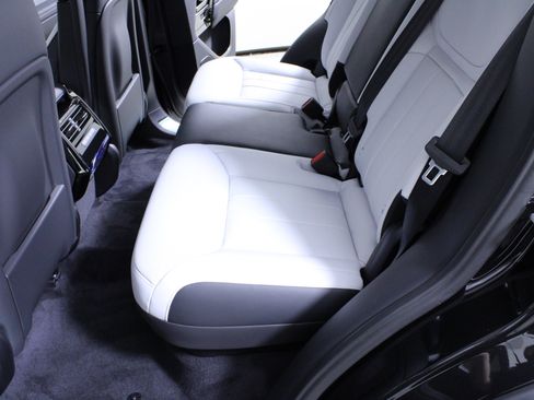 New 2026 Land Rover Range Rover Sport Dynamic SE AWD/4WD image 10