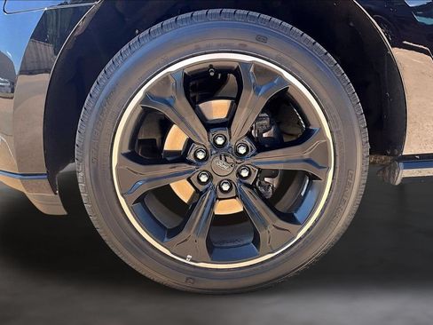 Used 2024 Ford Expedition Limited AWD/4WD image 8