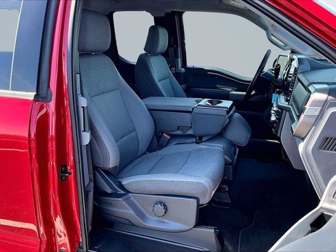 Used 2025 Ford F150 XLT w/ Equipment Group 301A Standard AWD/4WD image 8