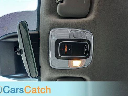 Used 2022 Hyundai Elantra SEL w/ Convenience Package FWD image 19