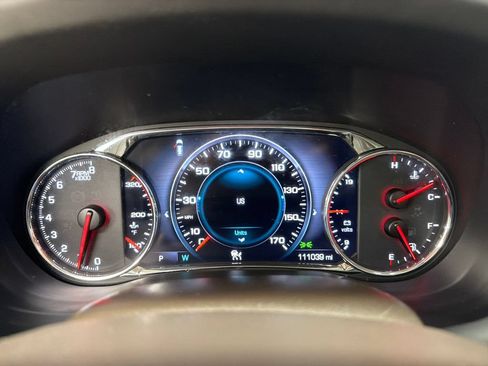 Used 2018 GMC Acadia Denali w/ Technology Package FWD image 25