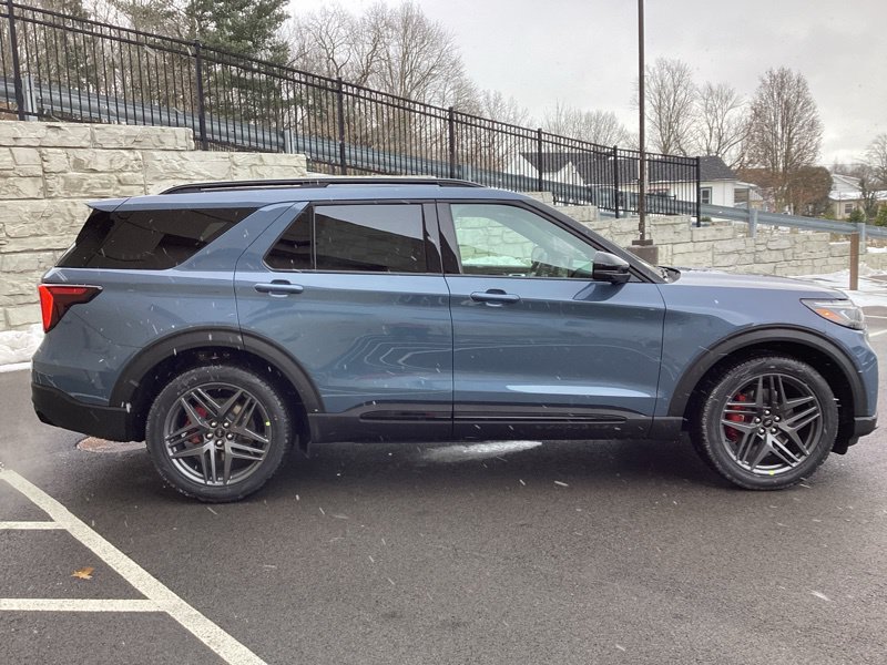 New 2026 Ford Explorer ST w/ Sun And Sound Package AWD/4WD image 8