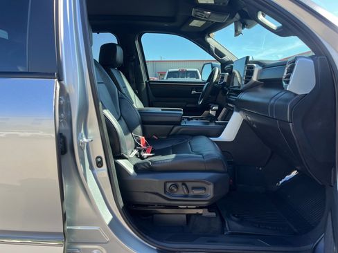 Used 2025 Toyota Tundra Platinum AWD/4WD image 30