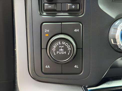 Certified 2021 Ford F150 Lariat AWD/4WD image 8
