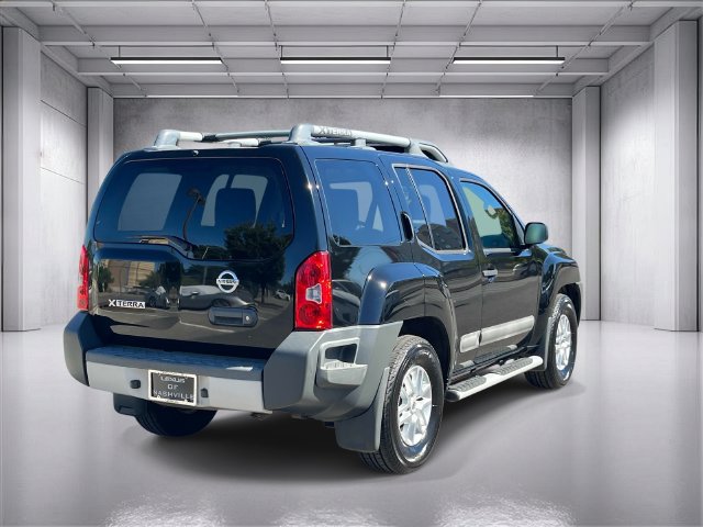 Used 2015 Nissan Xterra S w/ Value Package RWD image 3