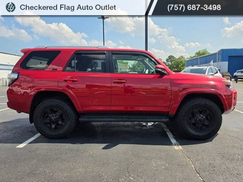 Used 2018 Toyota 4Runner SR5 Premium AWD/4WD image 9