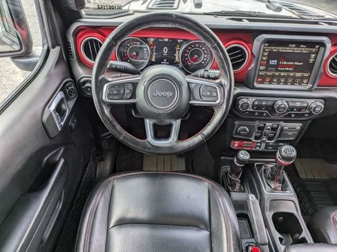 Used 2021 Jeep Wrangler Unlimited Rubicon AWD/4WD image 16