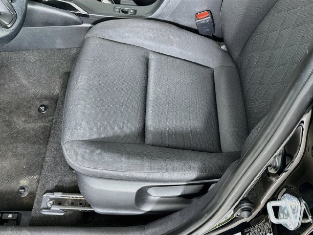 Used 2024 Toyota Corolla LE FWD image 20