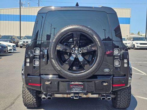 Used 2023 Land Rover Defender 110 V8 AWD/4WD image 4