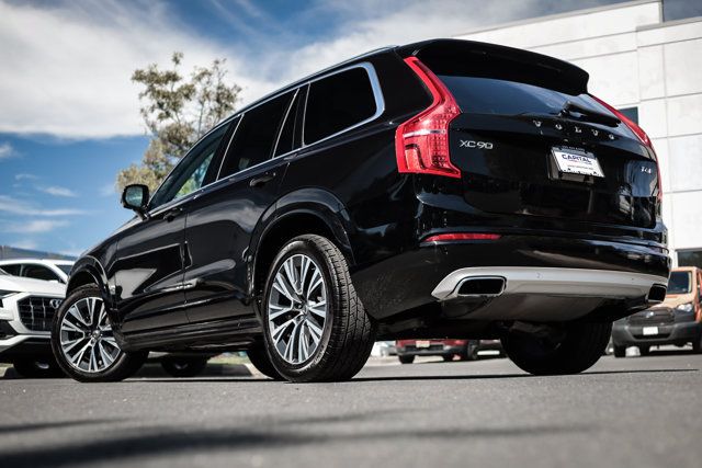 Used 2021 Volvo XC90 T6 Momentum AWD/4WD image 2