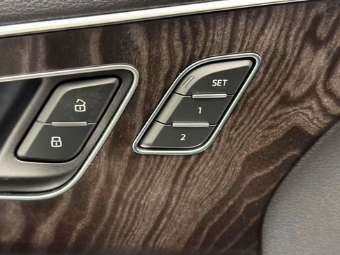 Used 2022 Audi Q7 3.0T Premium Plus w/ Premium Plus Package AWD/4WD image 20