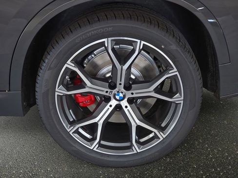 New 2026 BMW X5 xDrive50e w/ M Sport Package image 19