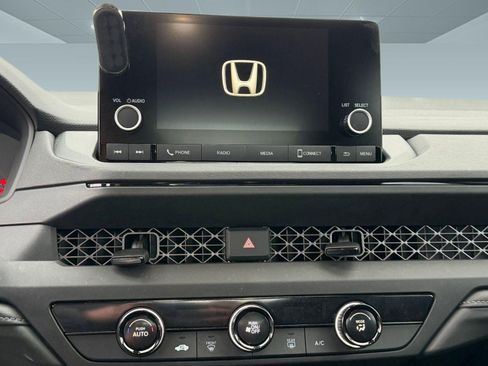 Used 2024 Honda Accord LX image 27