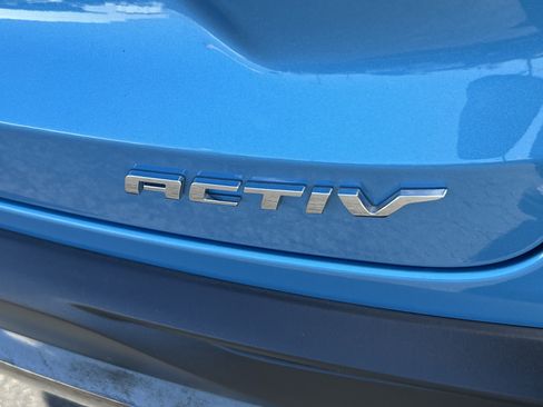 Used 2025 Chevrolet Trax ACTIV w/ Sunroof Package image 9