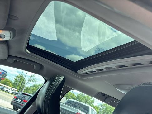 Used 2018 Volvo V60 T5 Dynamic FWD image 10