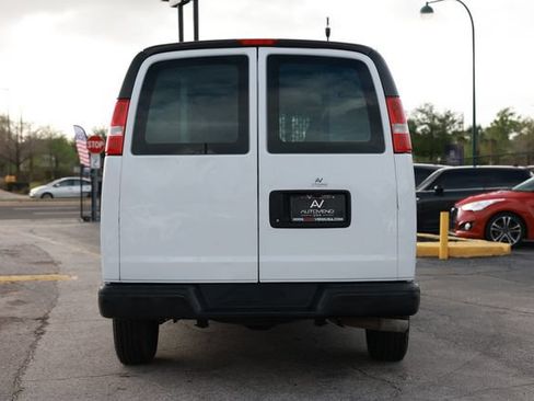 Used 2021 Chevrolet Express 2500 w/ Driver Convenience Package RWD image 10