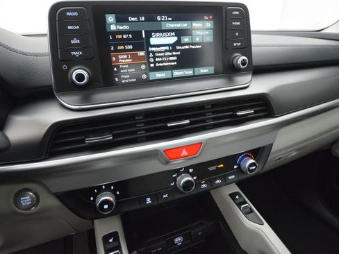 Used 2021 Kia Telluride S image 22