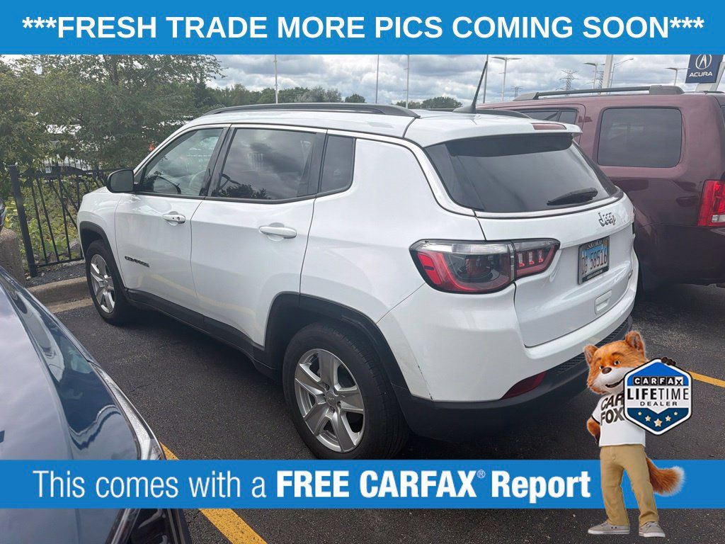 Used 2022 Jeep Compass Latitude FWD image 5