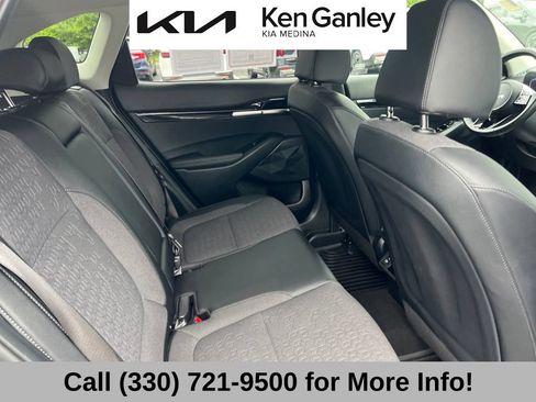 Used 2025 Kia Seltos S AWD/4WD image 57
