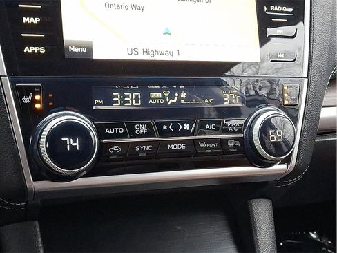 Used 2019 Subaru Outback 3.6R Touring image 17