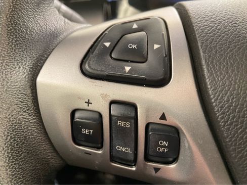 Used 2018 Ford Taurus SEL w/ Equipment Group 201A image 21