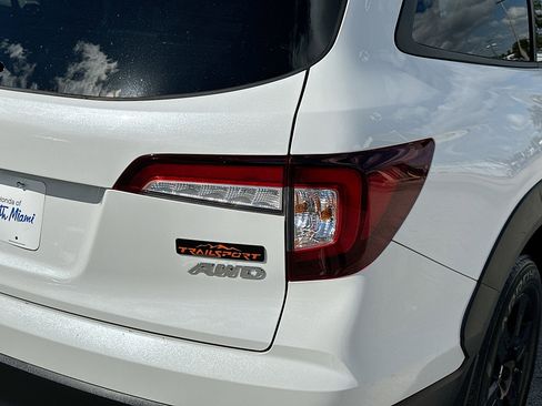 Certified 2022 Honda Pilot TrailSport image 28
