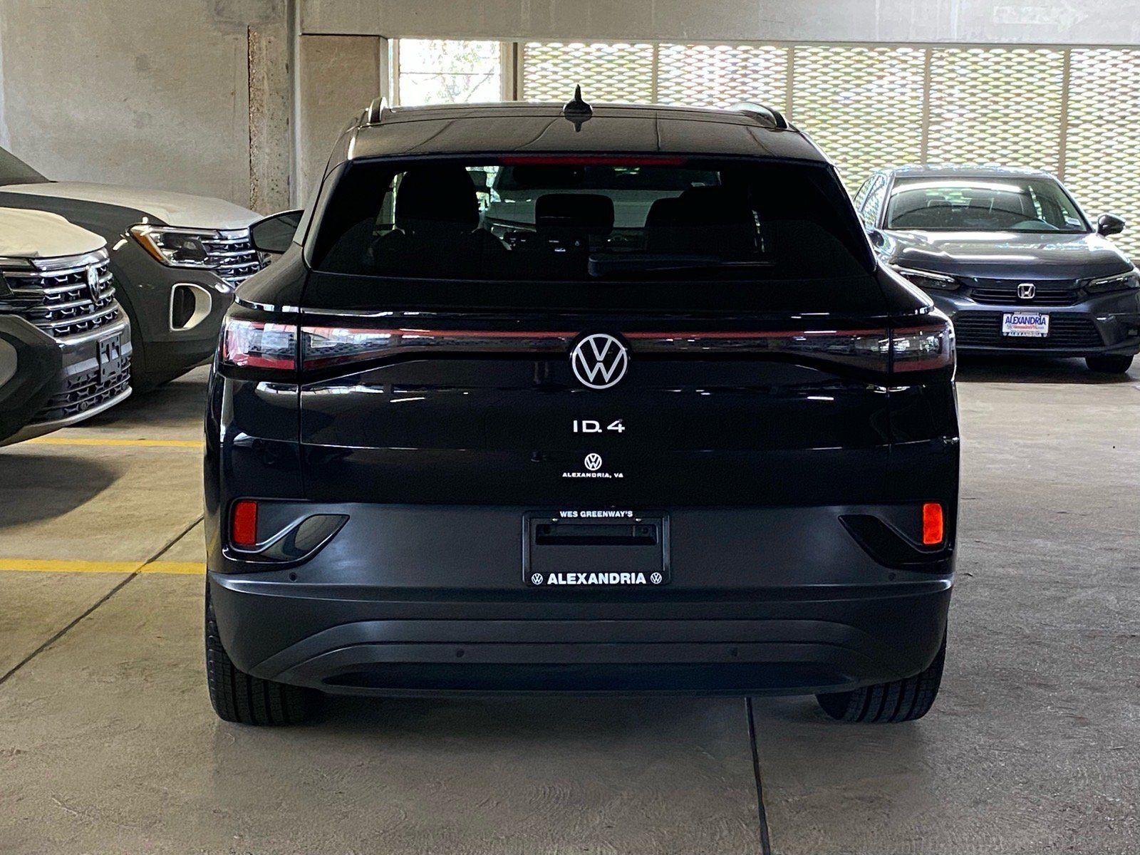 Certified 2023 Volkswagen ID.4 Pro S Plus AWD/4WD image 4