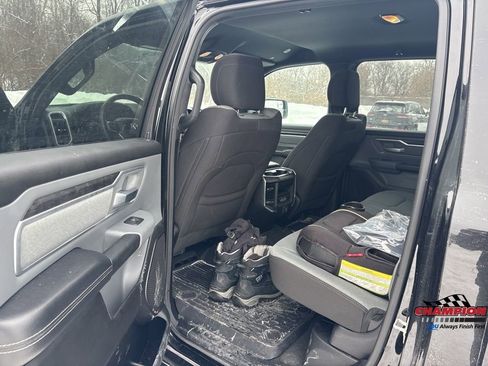 Used 2022 RAM 1500 Big Horn image 27