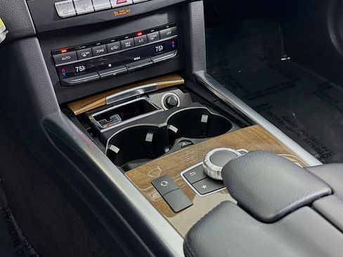 Used 2016 Mercedes-Benz E 350 Sedan image 5