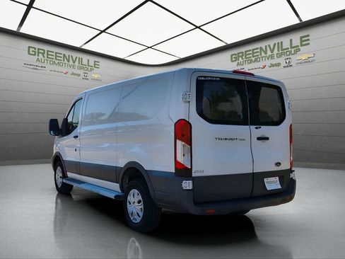 Used 2017 Ford Transit 250 130 Low Roof w/ Exterior Upgrade Package RWD image 5