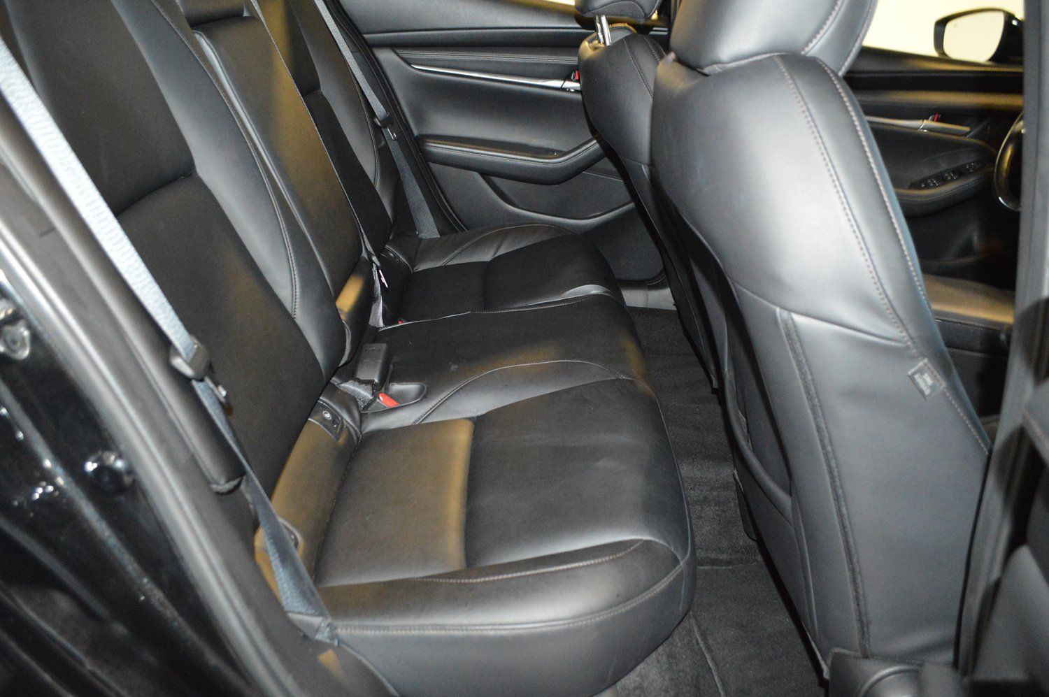 Used 2024 MAZDA MAZDA3 s FWD image 12