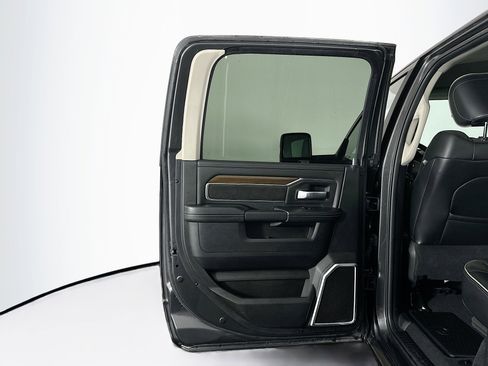 Used 2024 RAM 2500 Laramie image 26
