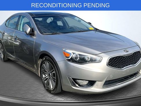 Used 2014 Kia Cadenza Premium w/ Luxury Package FWD image 1