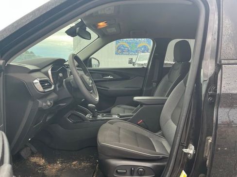 Used 2022 Chevrolet TrailBlazer LT w/ Convenience Package image 7