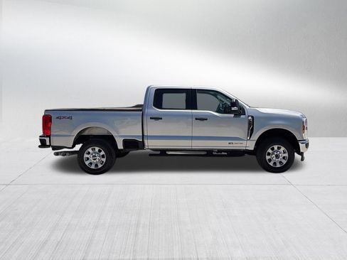 Used 2024 Ford F250 XLT AWD/4WD image 4