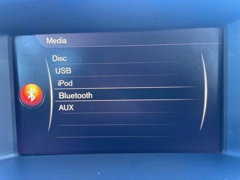 Used 2018 Volvo V60 T5 Dynamic w/ Vision Package image 14