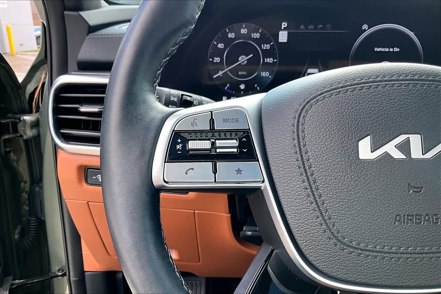 Certified 2025 Kia Telluride SX Prestige X-Line AWD/4WD image 22